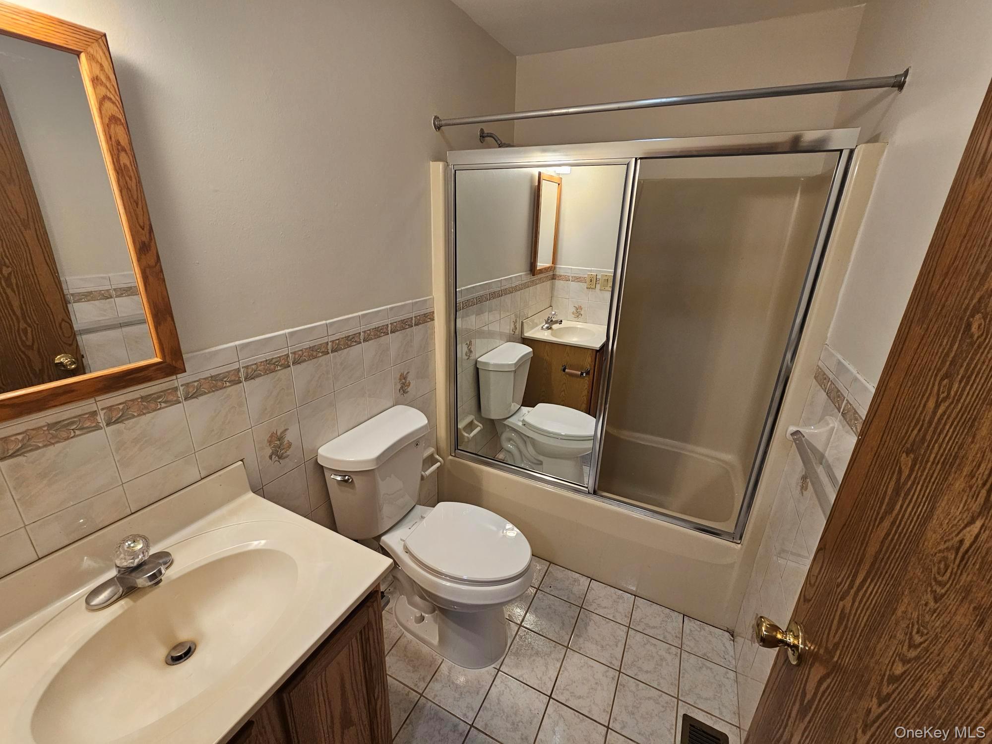 49 Beechwood Avenue – For Rent photo 12