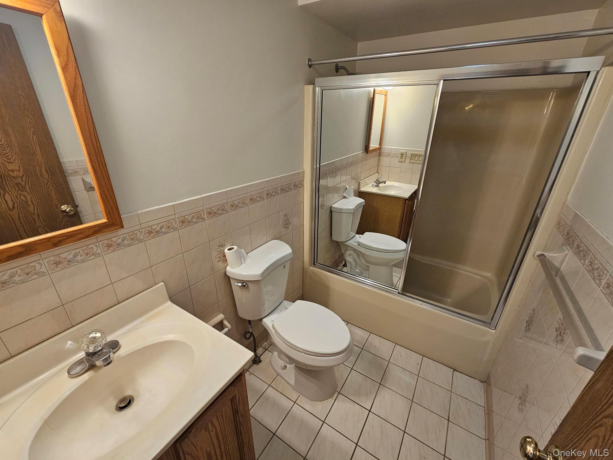 49 Beechwood Avenue – For Rent photo 9