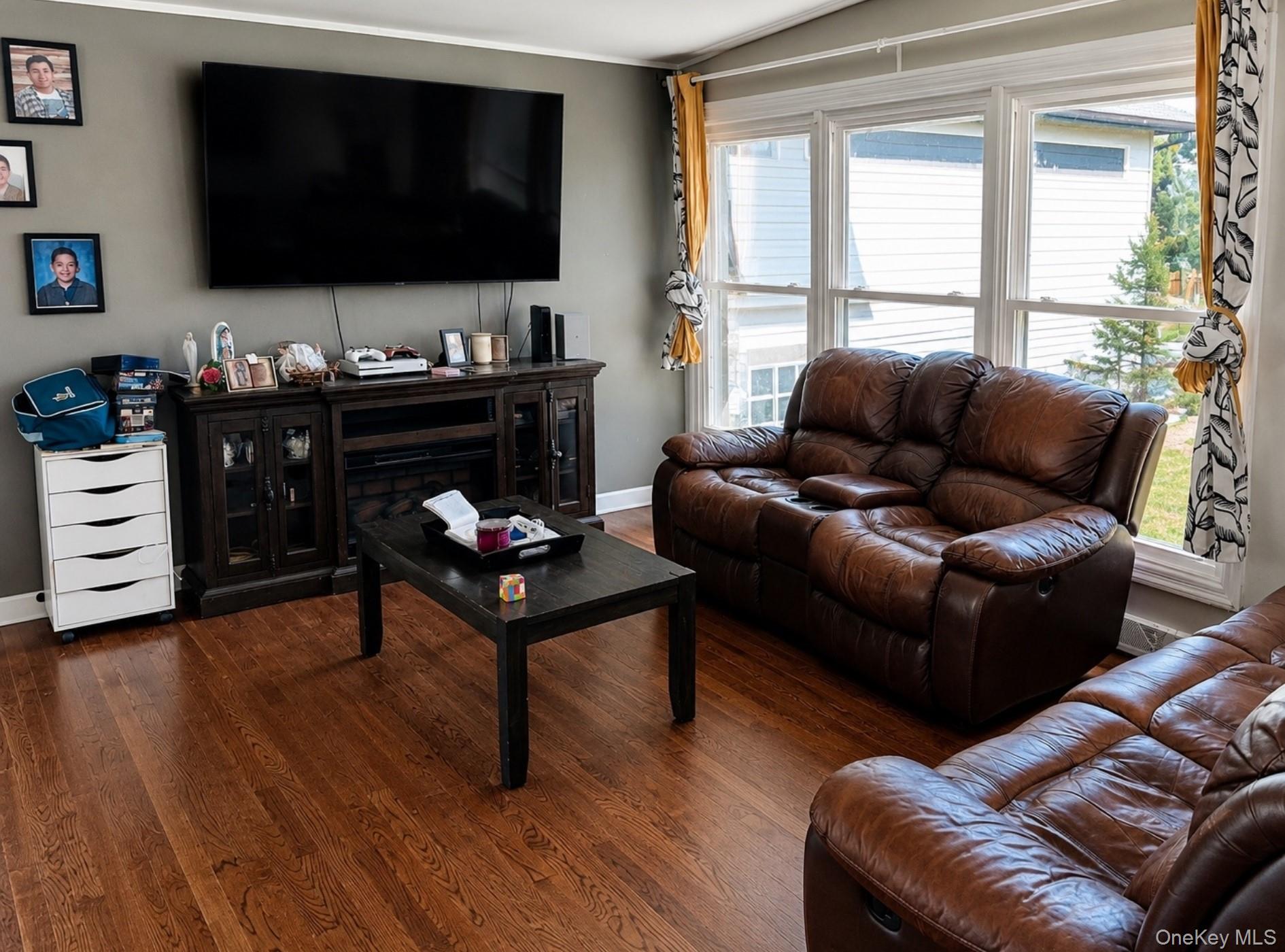 16 Exeter Road – For Sale photo 5