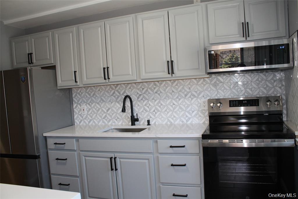 810 Blooming Grove Turnpike, Unit 7 photo 2