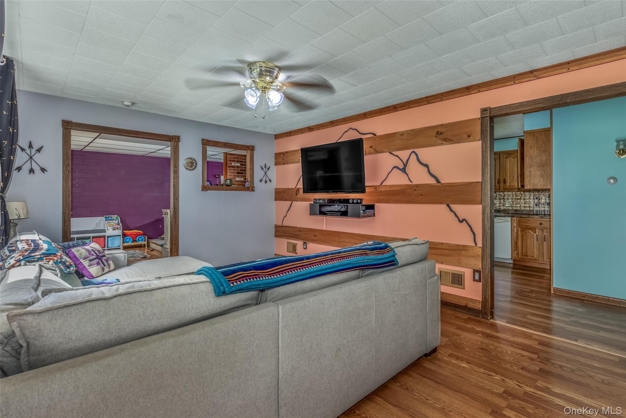 27 Old Mill Road – For Sale photo 14