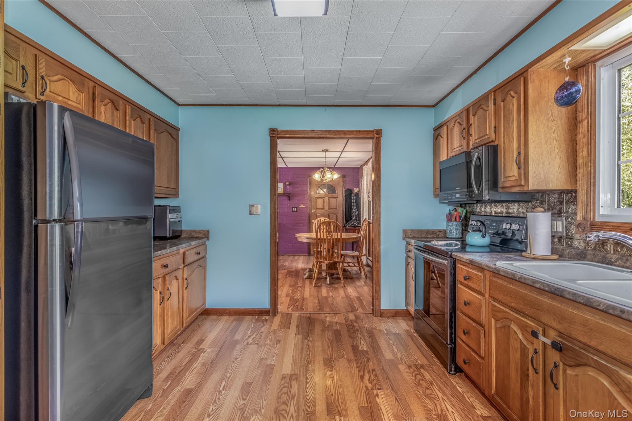 27 Old Mill Road – For Sale photo 19