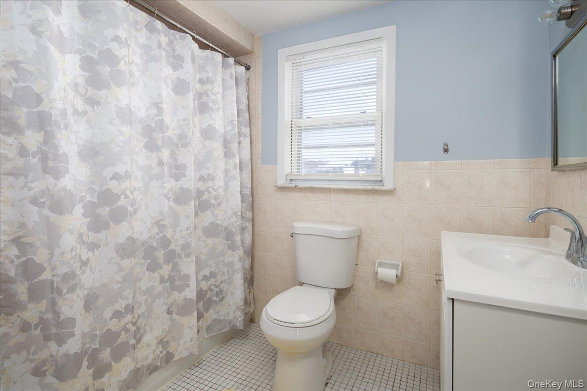 204 Monroe Street – For Rent photo 5