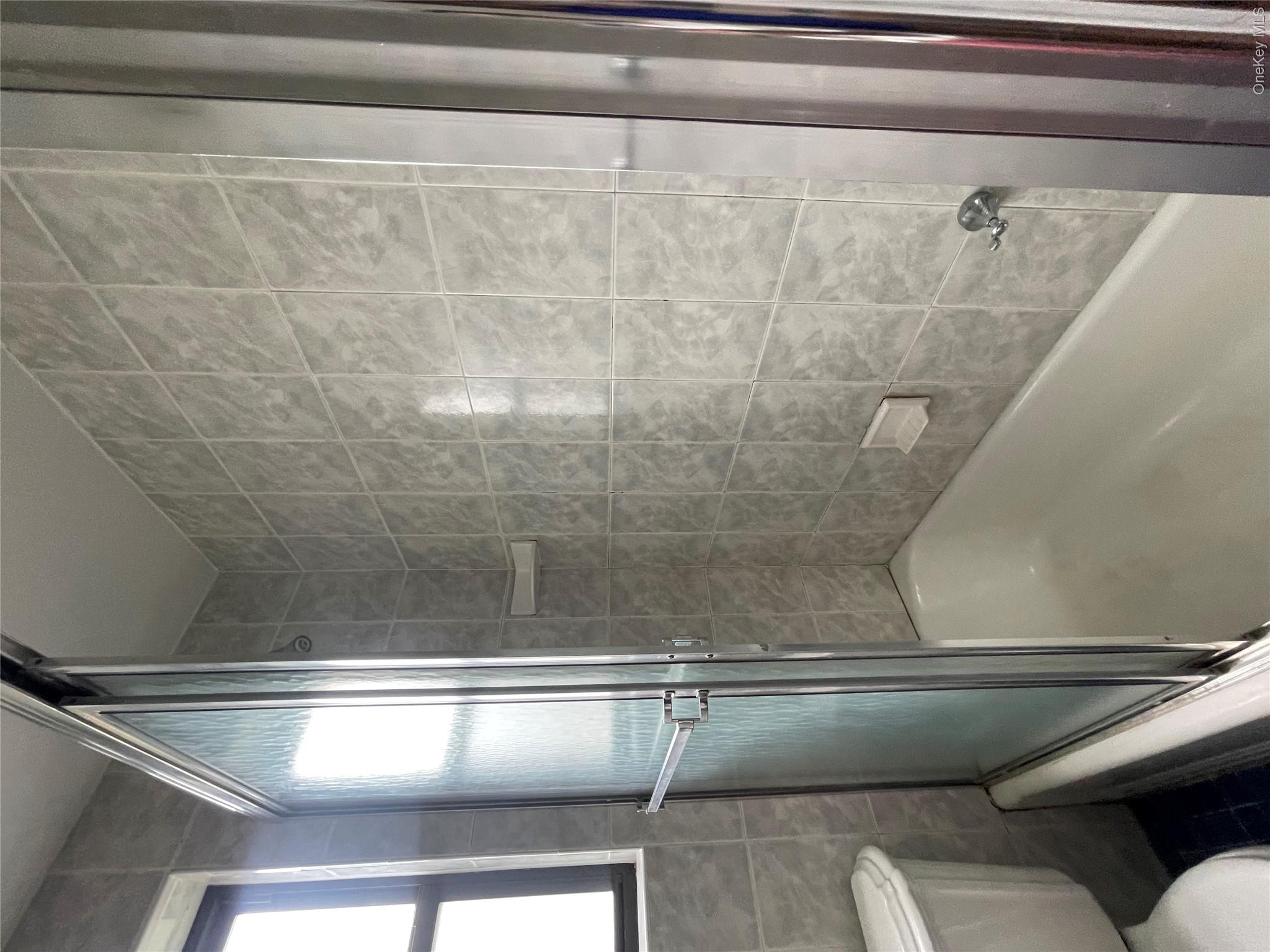 210 Martine Avenue, Unit 5D photo 6
