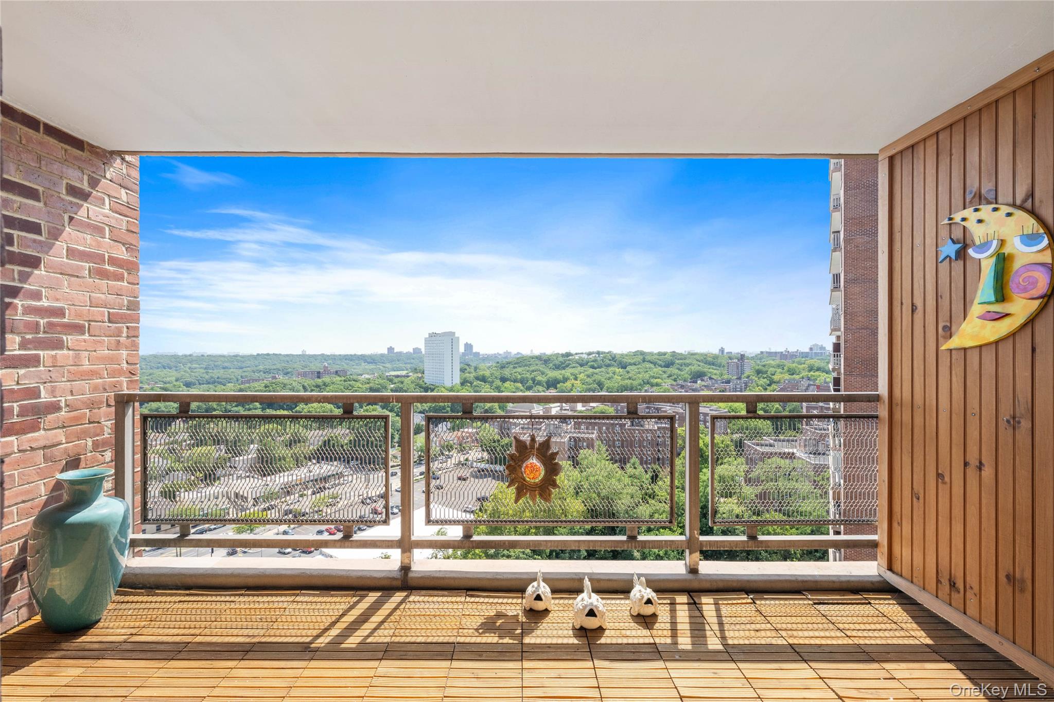 5700 Arlington Avenue, Unit 17D photo 9