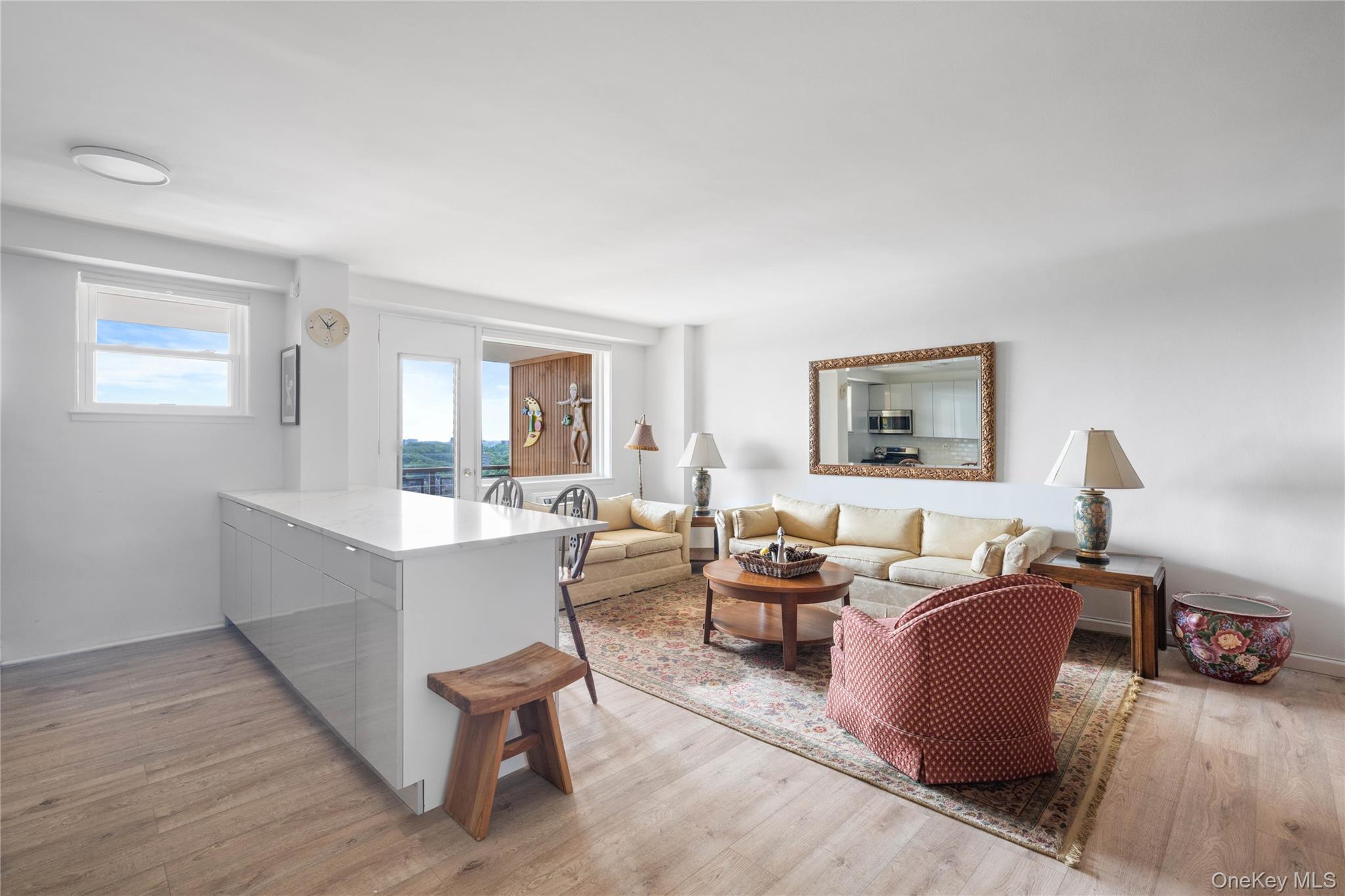 5700 Arlington Avenue, Unit 17D photo 5