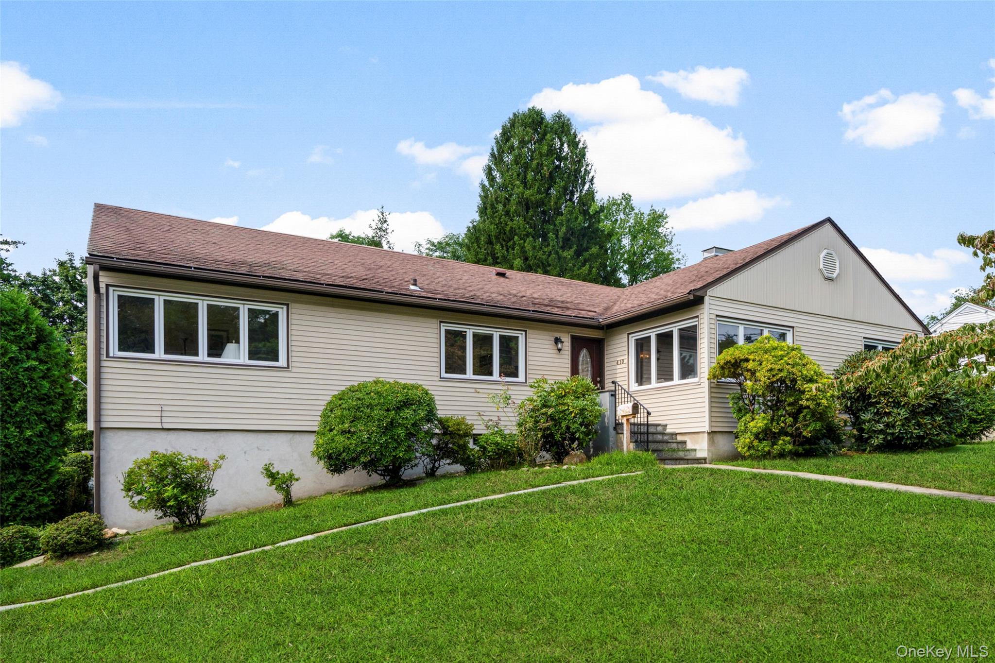 410 S Chelsea Road – For Sale photo 2