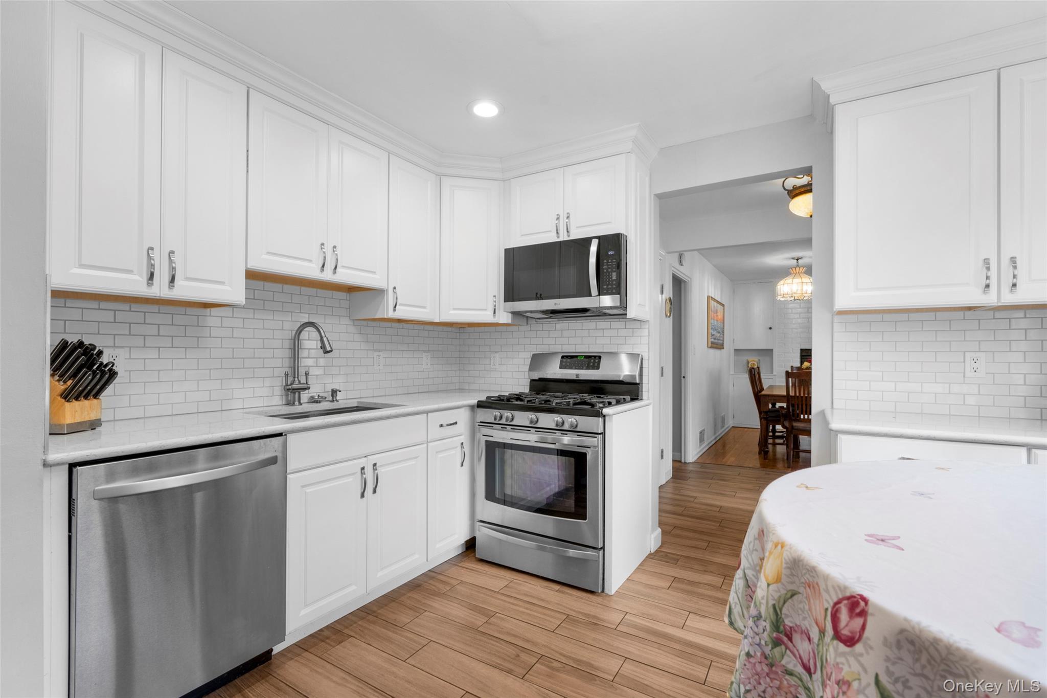 410 S Chelsea Road – For Sale photo 3