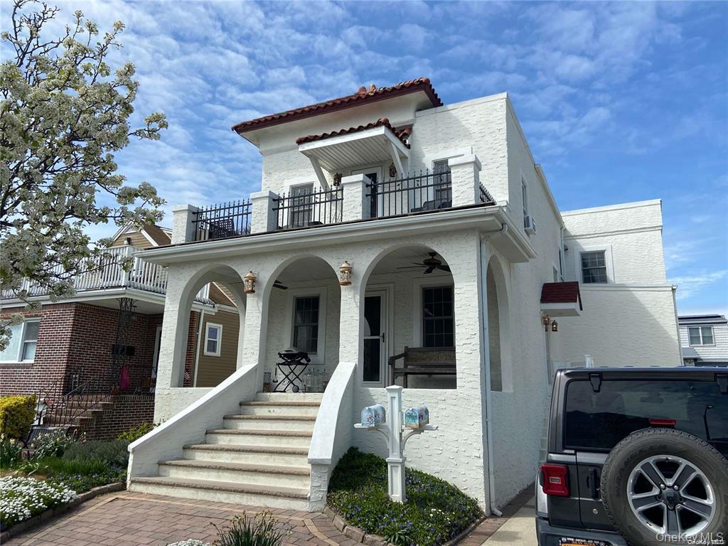 365 W Fulton Street, Unit Main