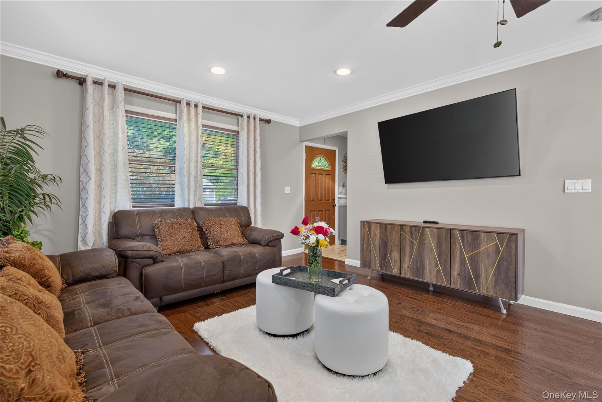 38 Elk Road – For Sale photo 4