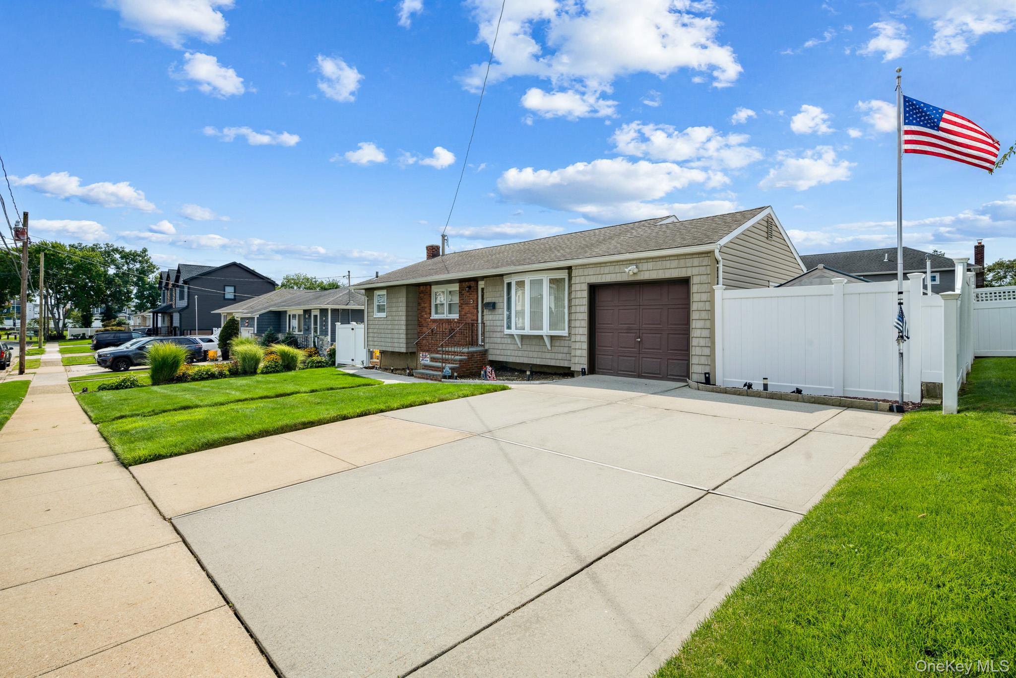 40 Elm Avenue – For Sale photo 3