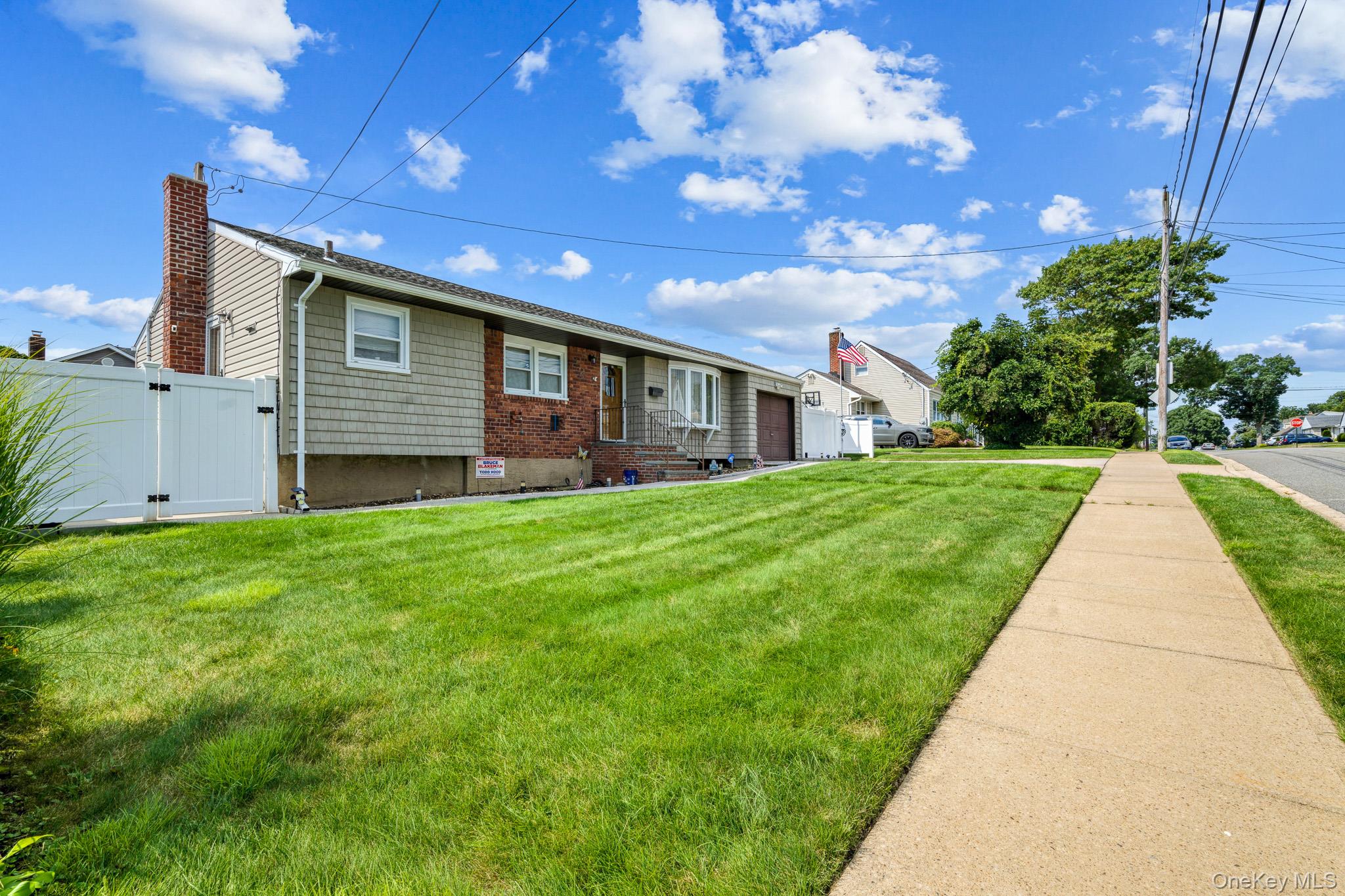 40 Elm Avenue – For Sale photo 2