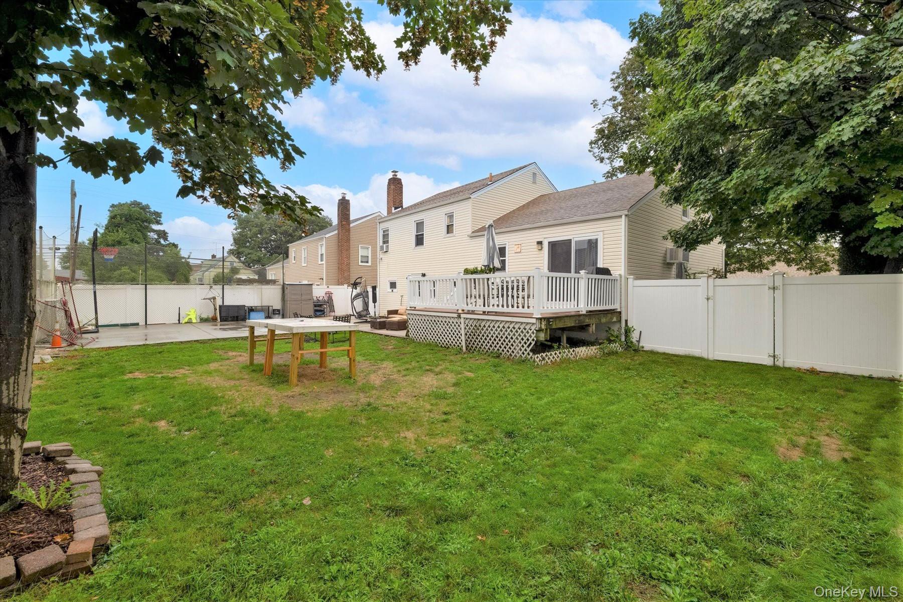 3352 4th Street – For Sale photo 27