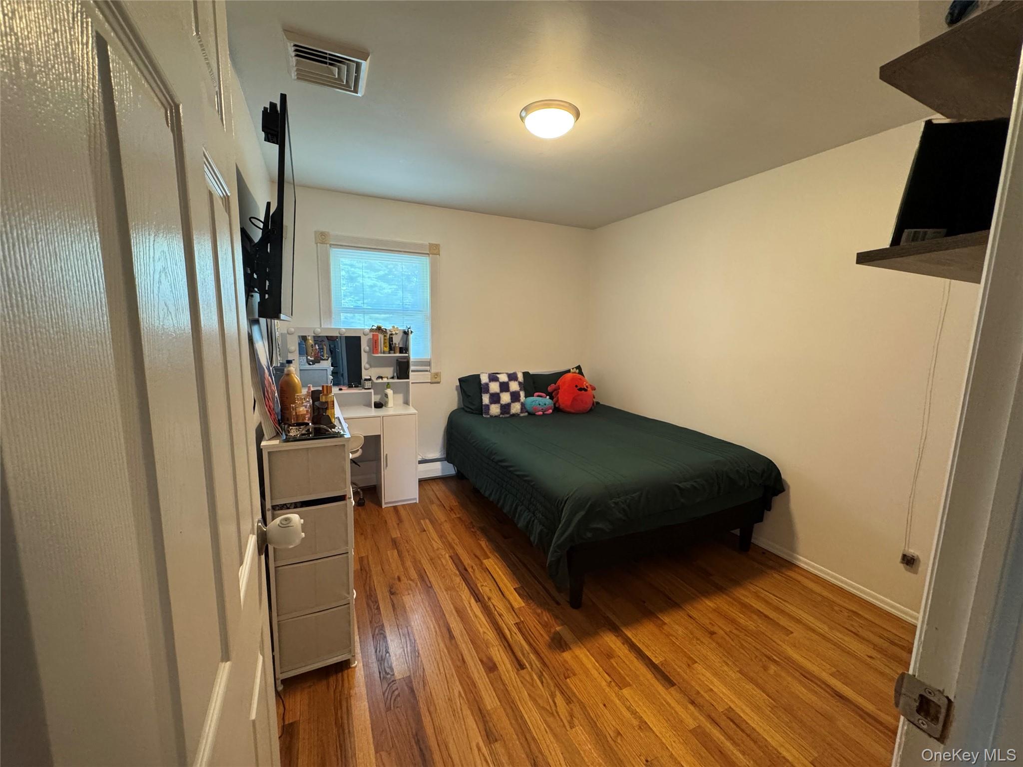 6 Raphael Street – For Rent photo 19