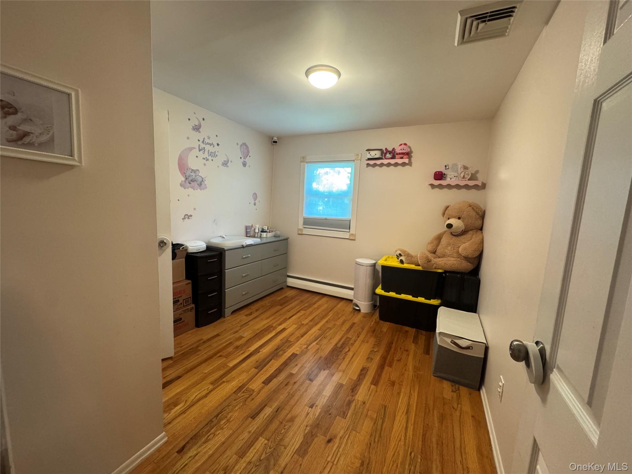 6 Raphael Street – For Rent photo 17