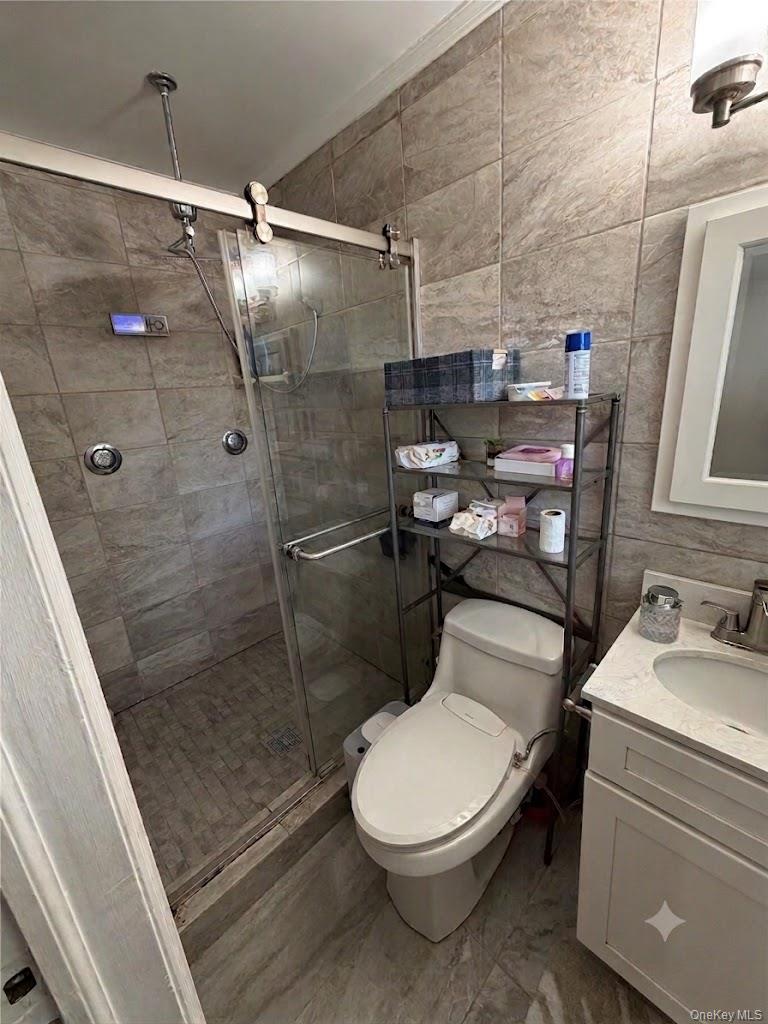 6 Raphael Street – For Rent photo 16