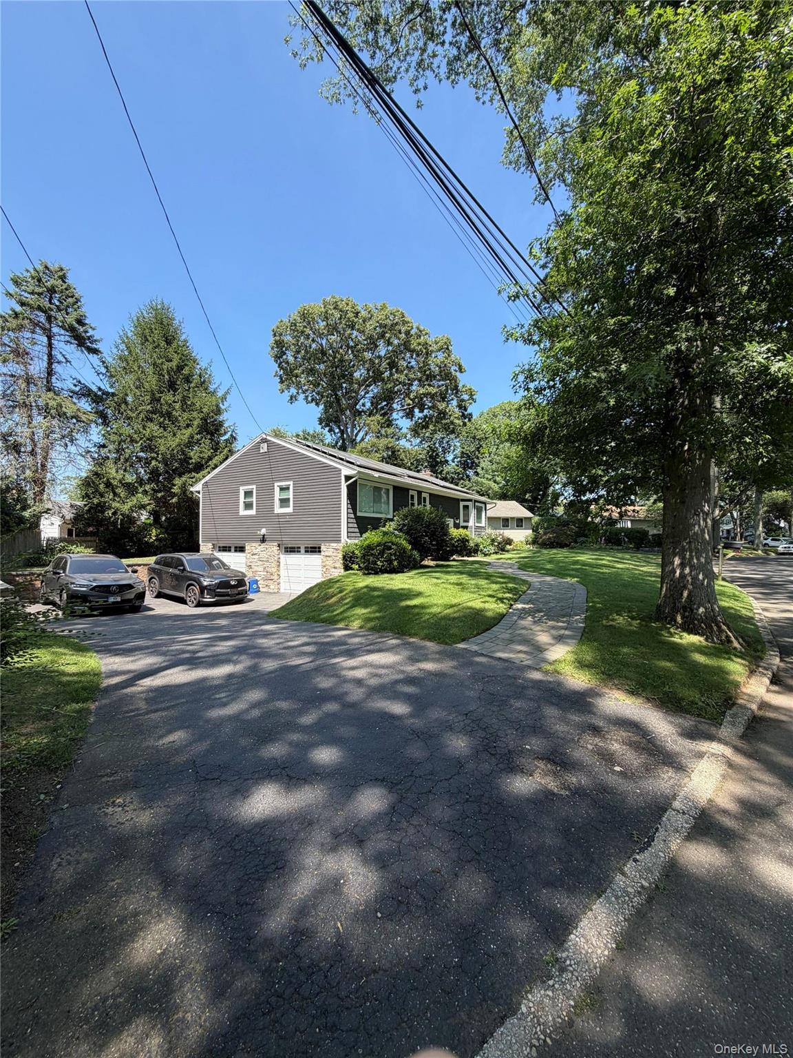 6 Raphael Street – For Rent photo 2