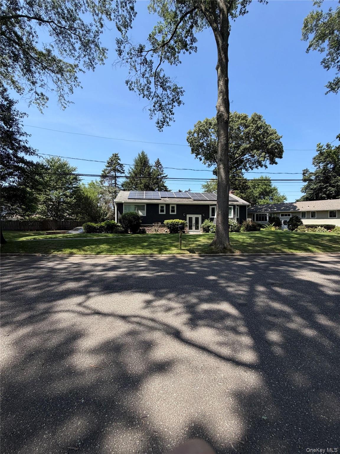 6 Raphael Street – For Rent