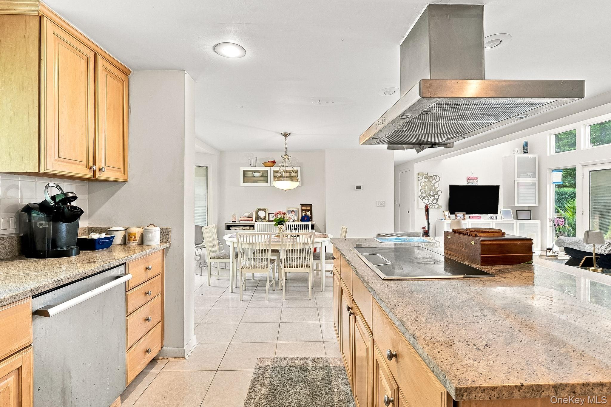 35 Highridge Road – For Sale photo 16