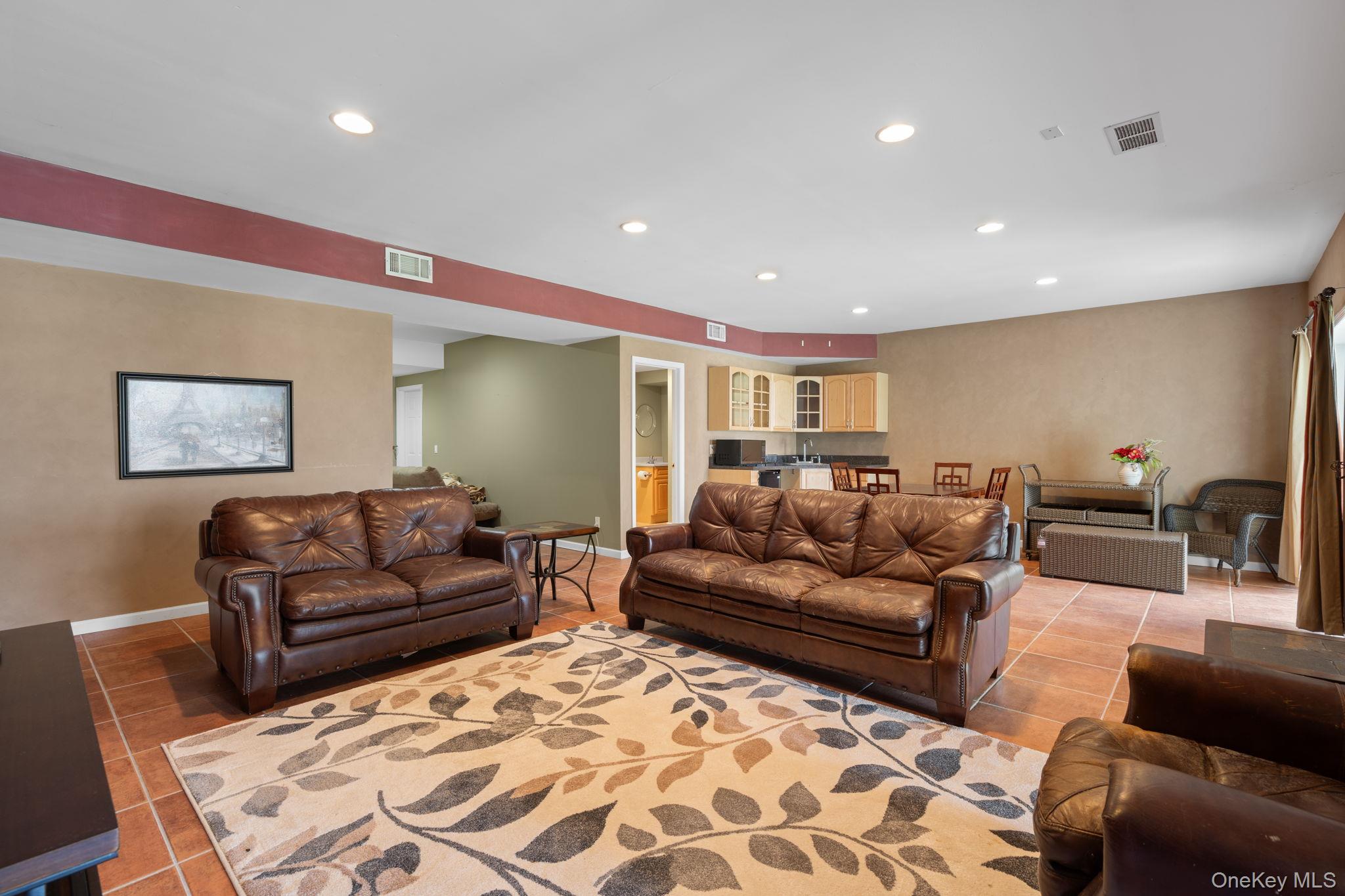 1 Pinehurst Circle – For Rent photo 22