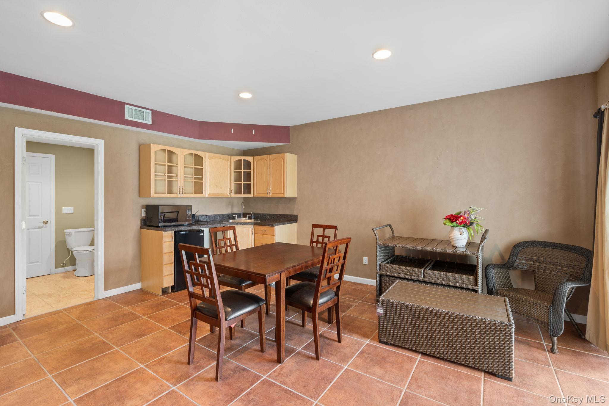 1 Pinehurst Circle – For Rent photo 23