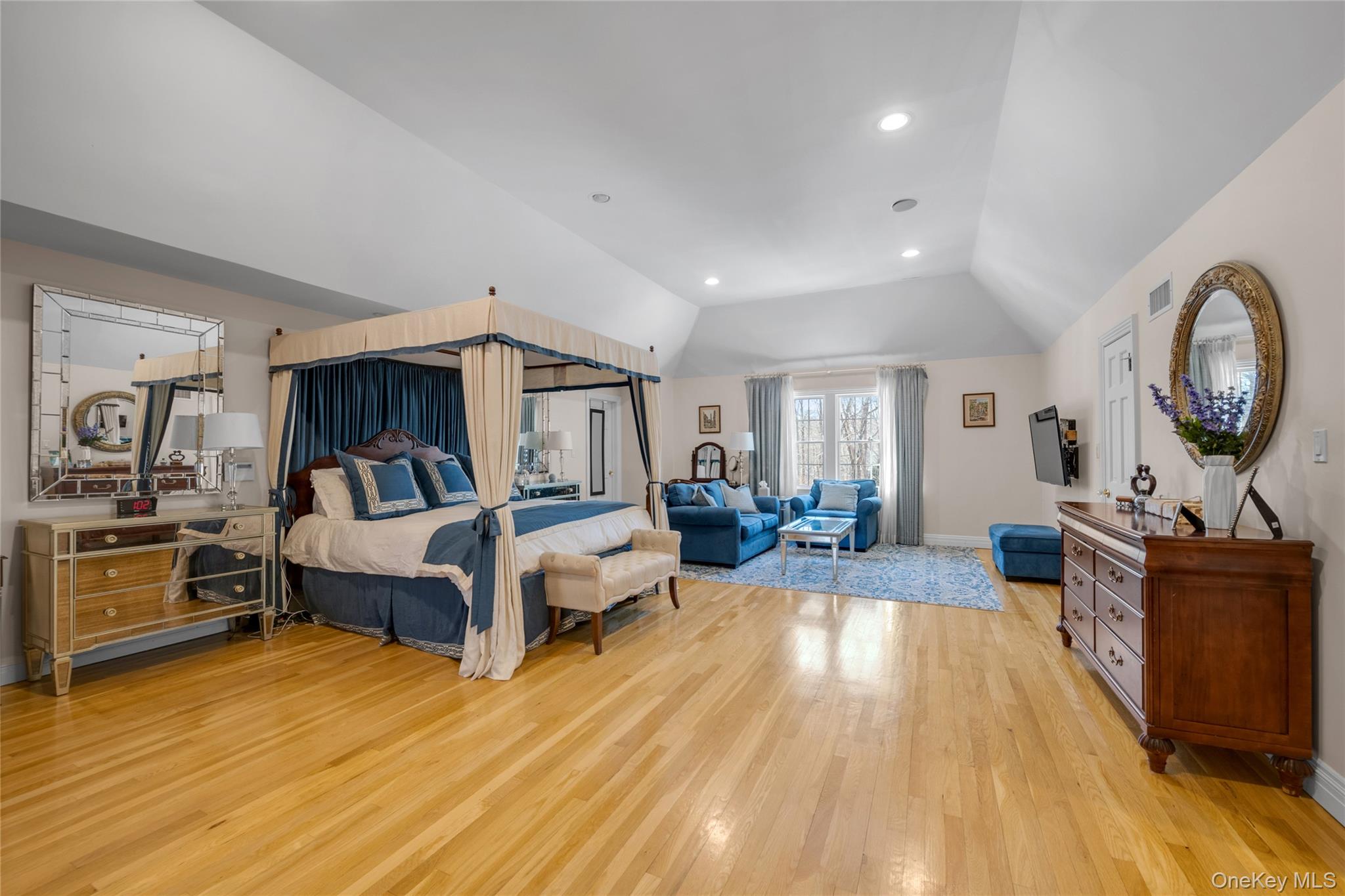 11 Danton Lane N – For Sale photo 34