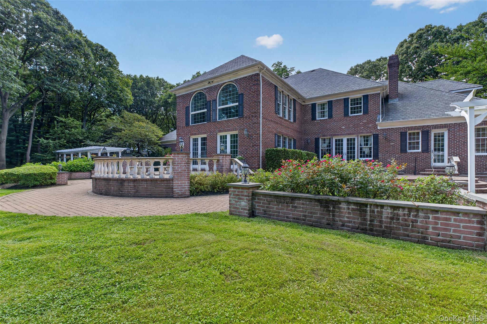 11 Danton Lane N – For Sale photo 16