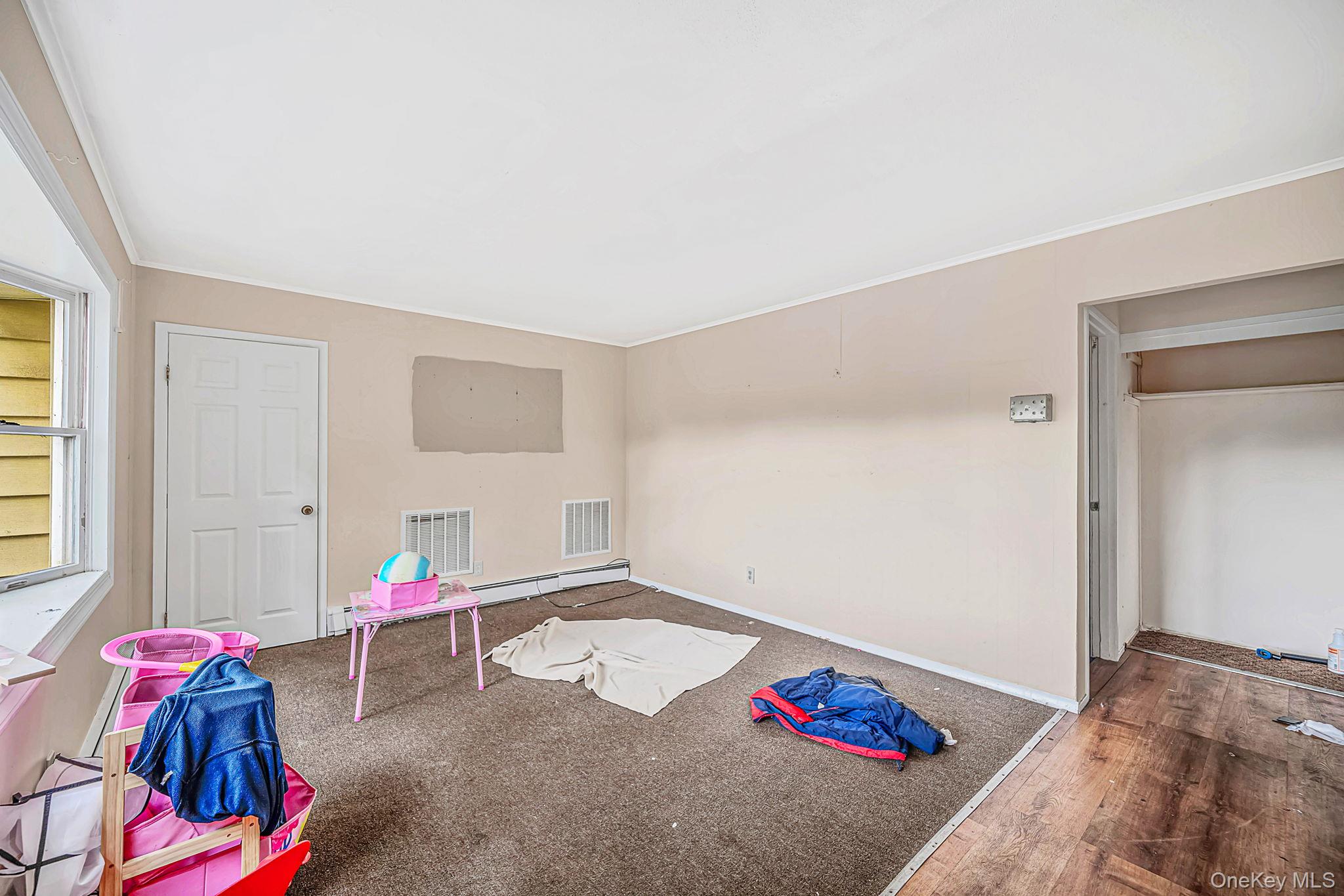 440 Clayton Street – For Sale photo 3
