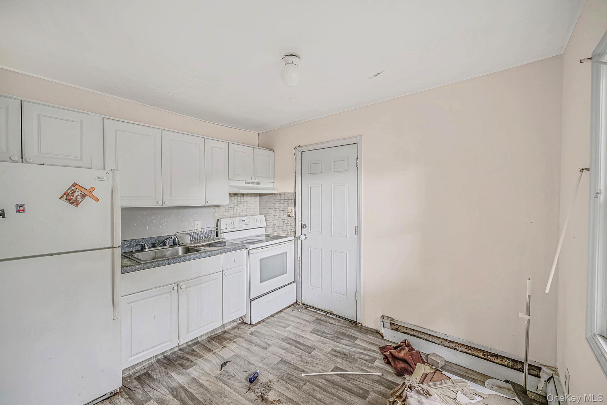 440 Clayton Street – For Sale photo 9