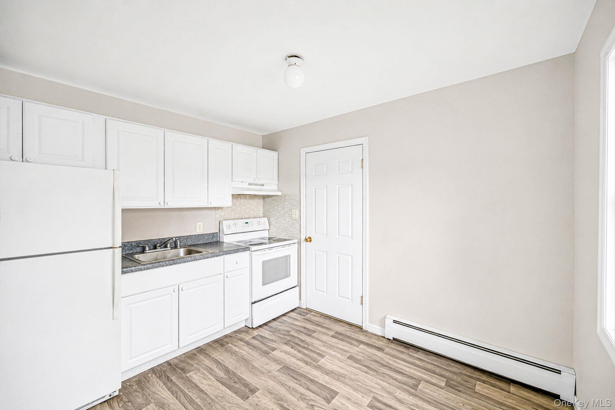 440 Clayton Street – For Sale photo 10