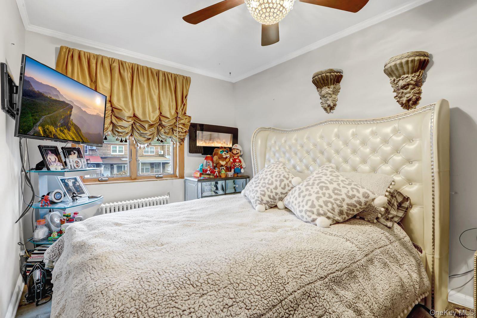 60-23 77th Place – For Sale photo 8