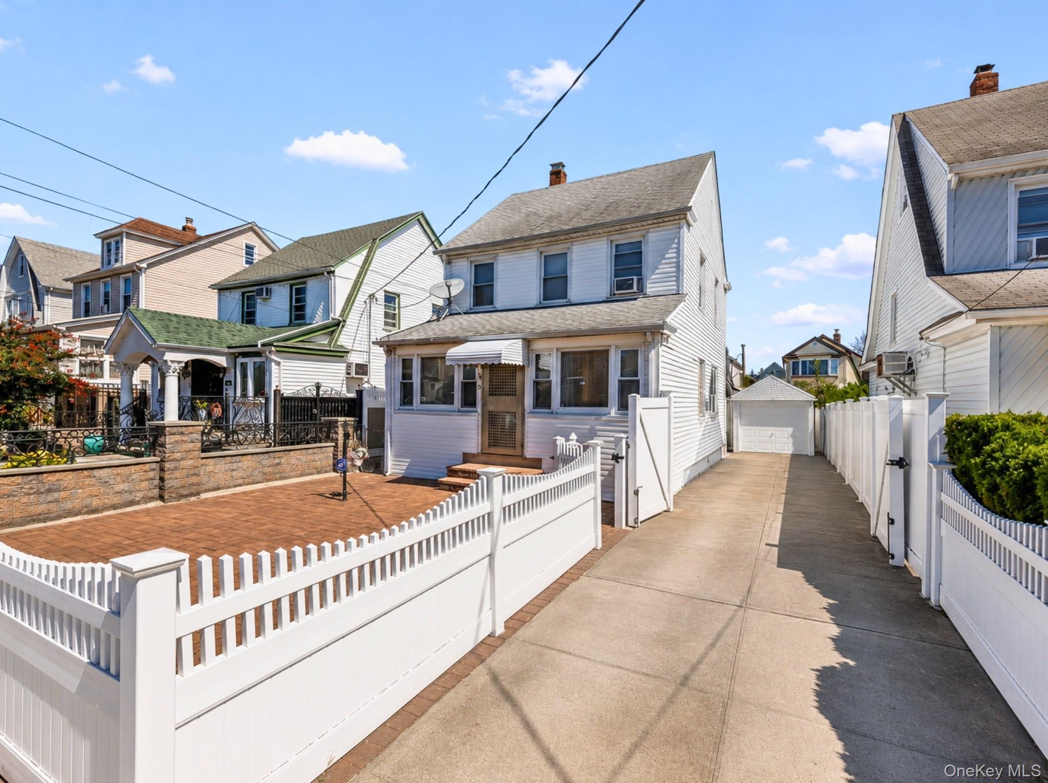 89-53 218th Place – For Sale photo 2