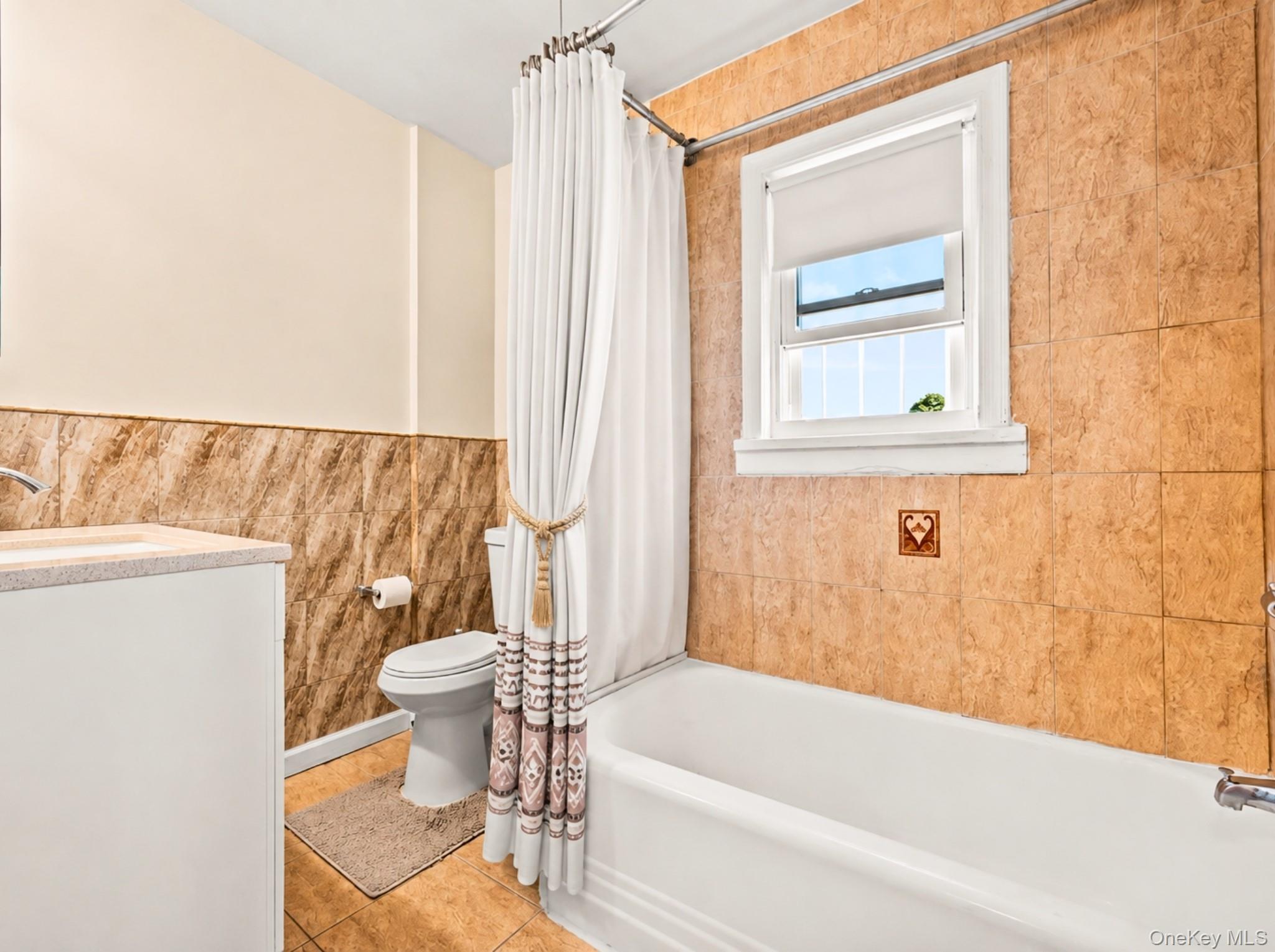 89-53 218th Place – For Sale photo 13