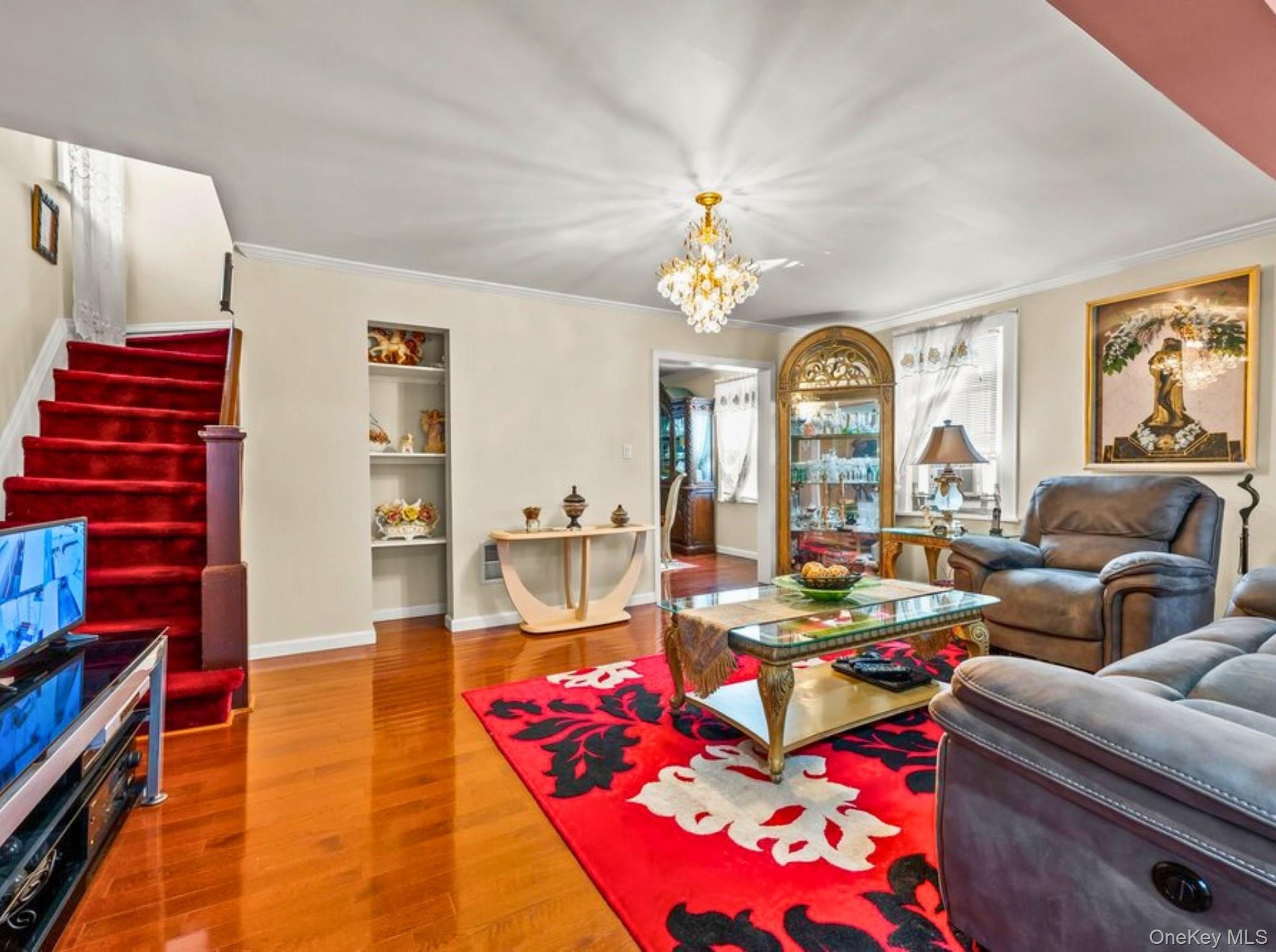 89-53 218th Place – For Sale photo 4