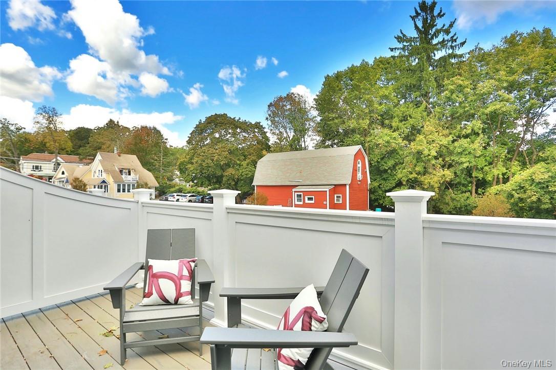 470 Main Street, Unit 11 photo 24