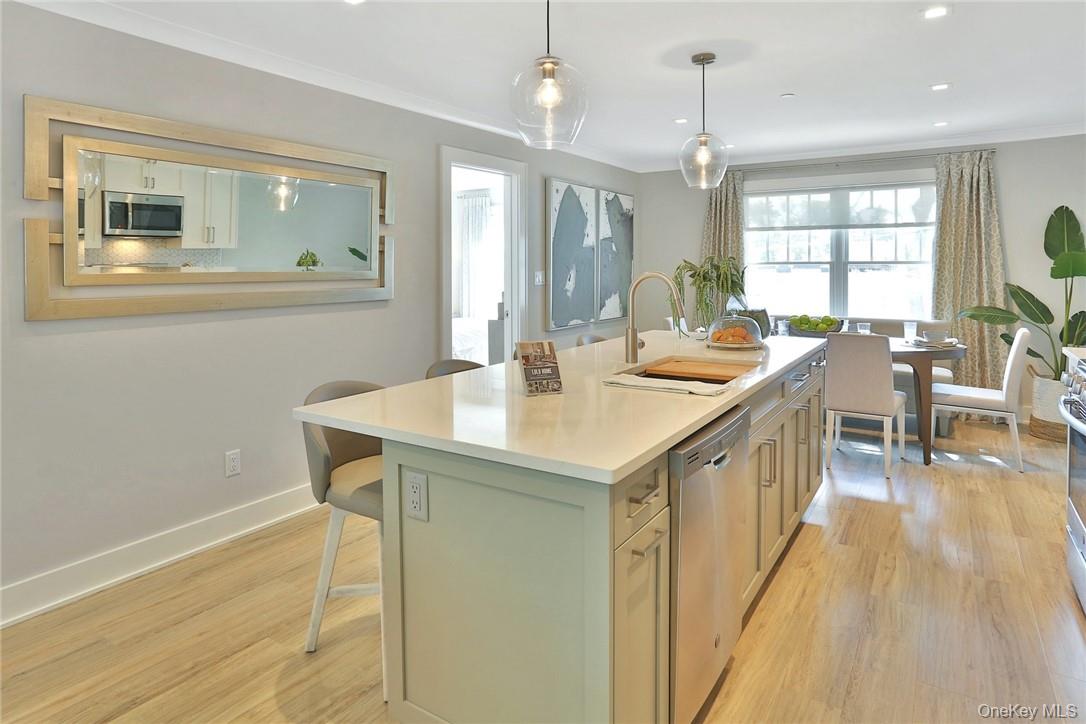 470 Main Street, Unit 11 photo 8