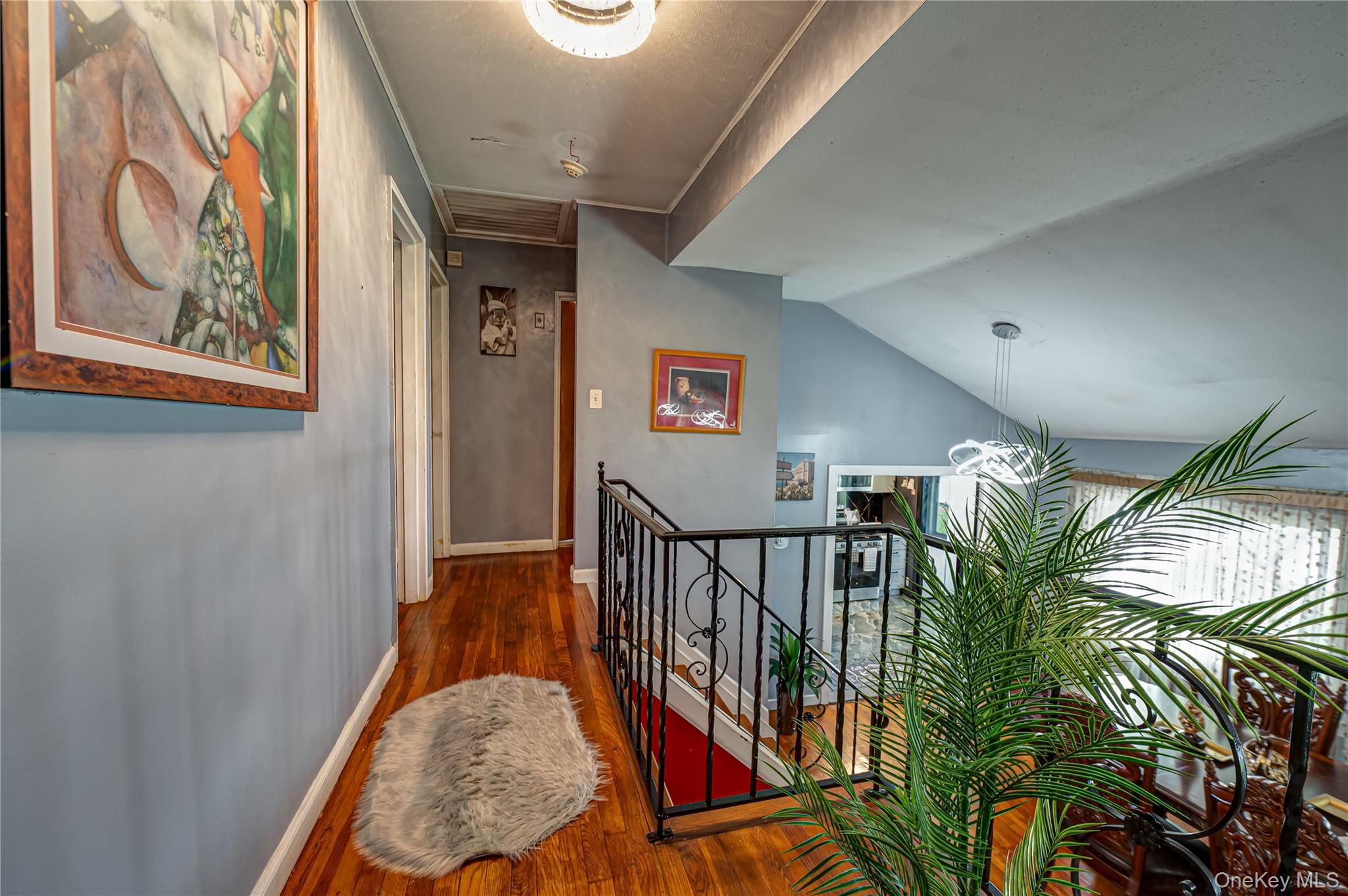 19 South Lane – For Sale photo 10