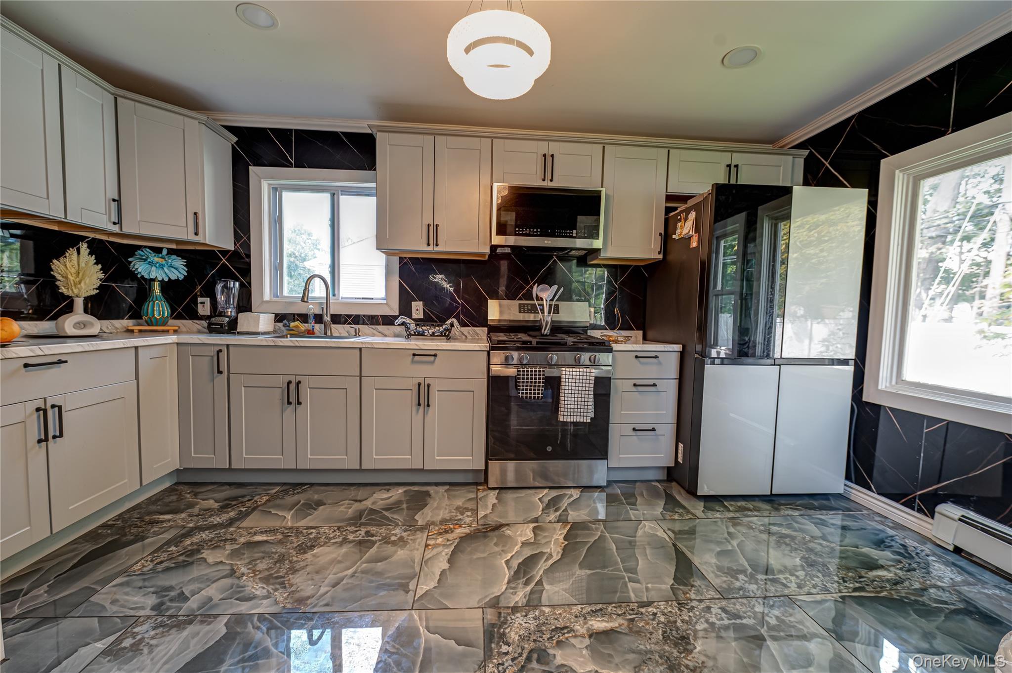 19 South Lane – For Sale photo 9