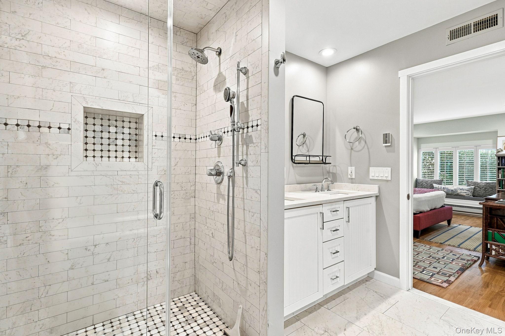370 Heritage Hills, Unit A photo 17