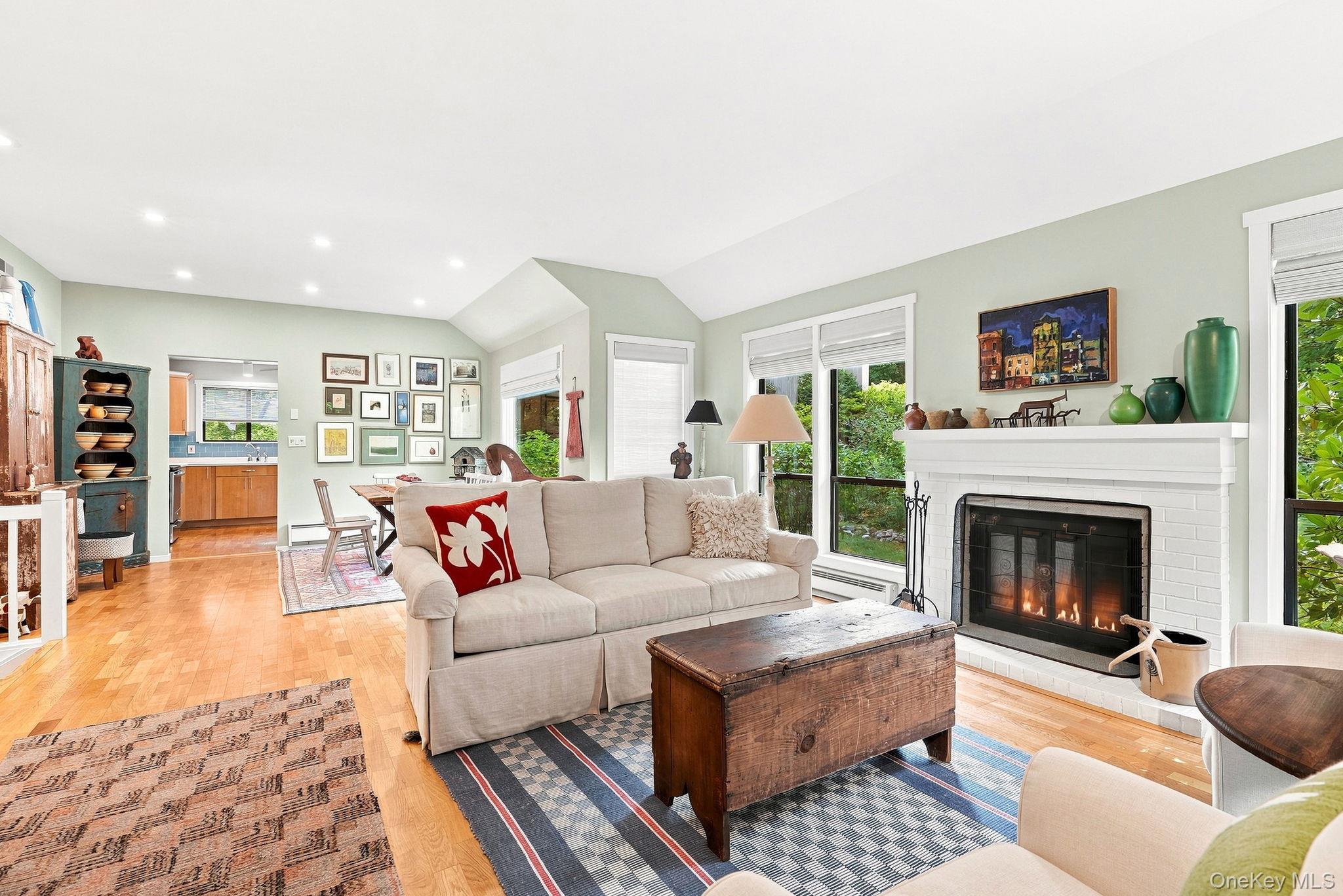 370 Heritage Hills, Unit A photo 5
