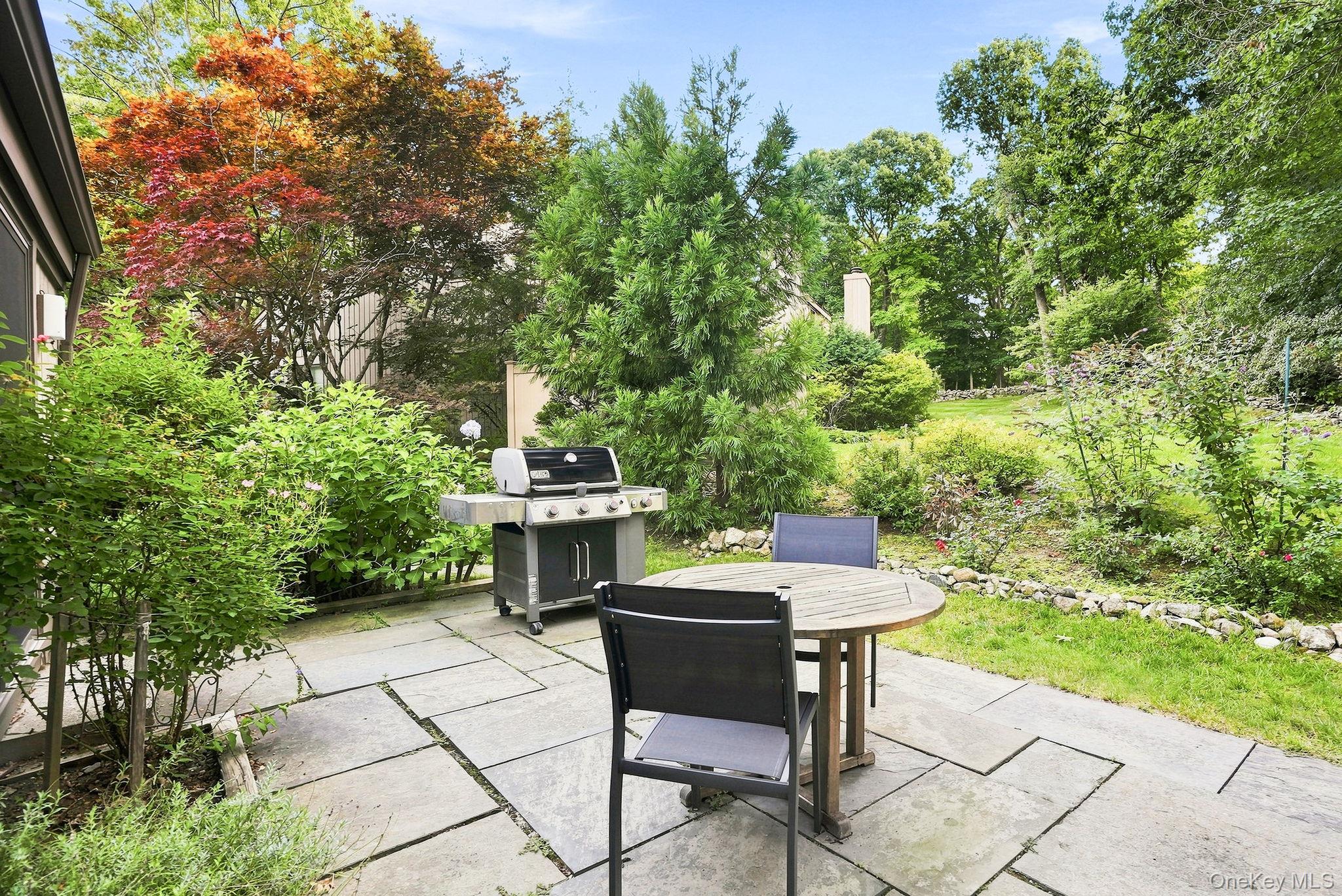 370 Heritage Hills, Unit A photo 27