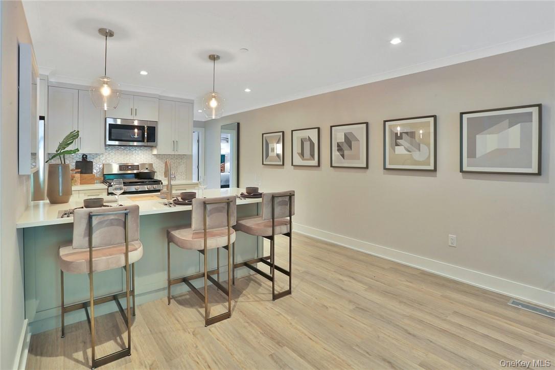 470 Main Street, Unit 13 photo 5