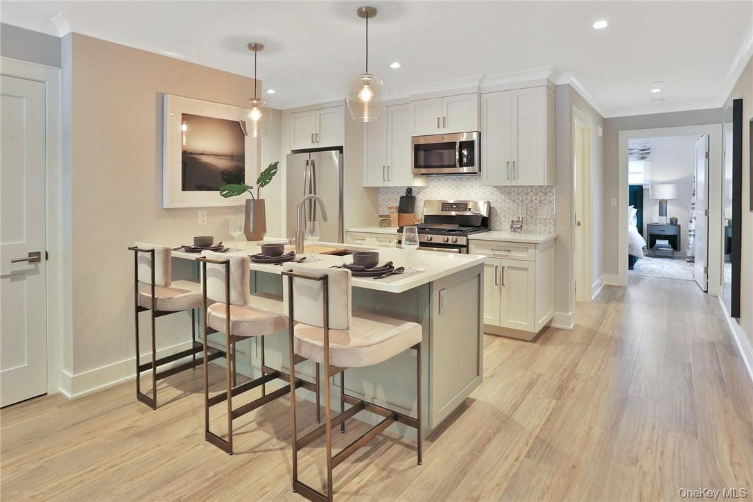 470 Main Street, Unit 13 photo 6