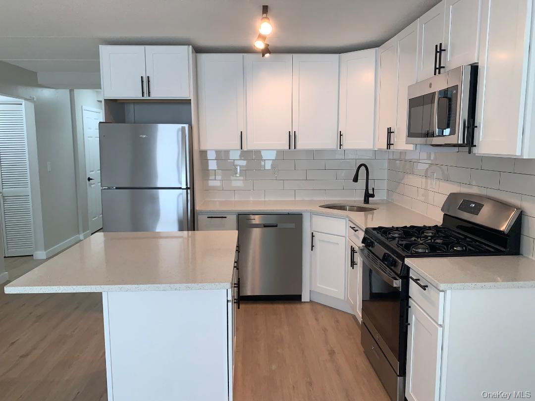 85 N Middletown Road, Unit A9 photo 2