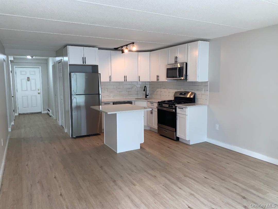 85 N Middletown Road, Unit A9