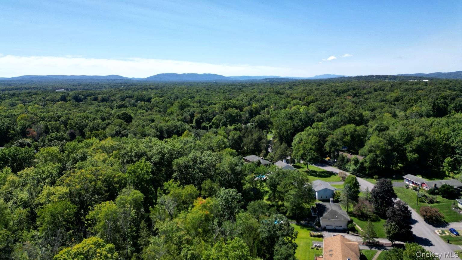 24 Deer Run Road – For Sale photo 14