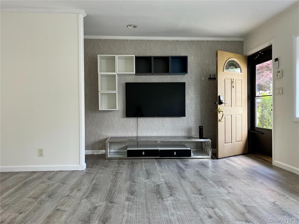 14 Hicks Avenue – For Rent photo 3