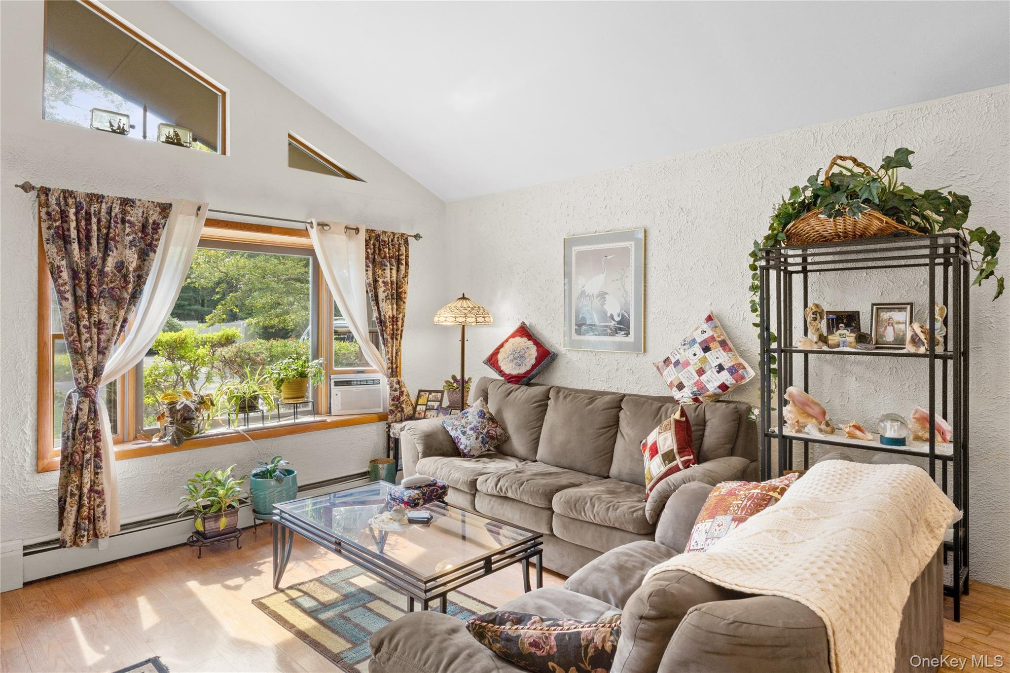 24 Yosemite Lane – For Sale photo 8