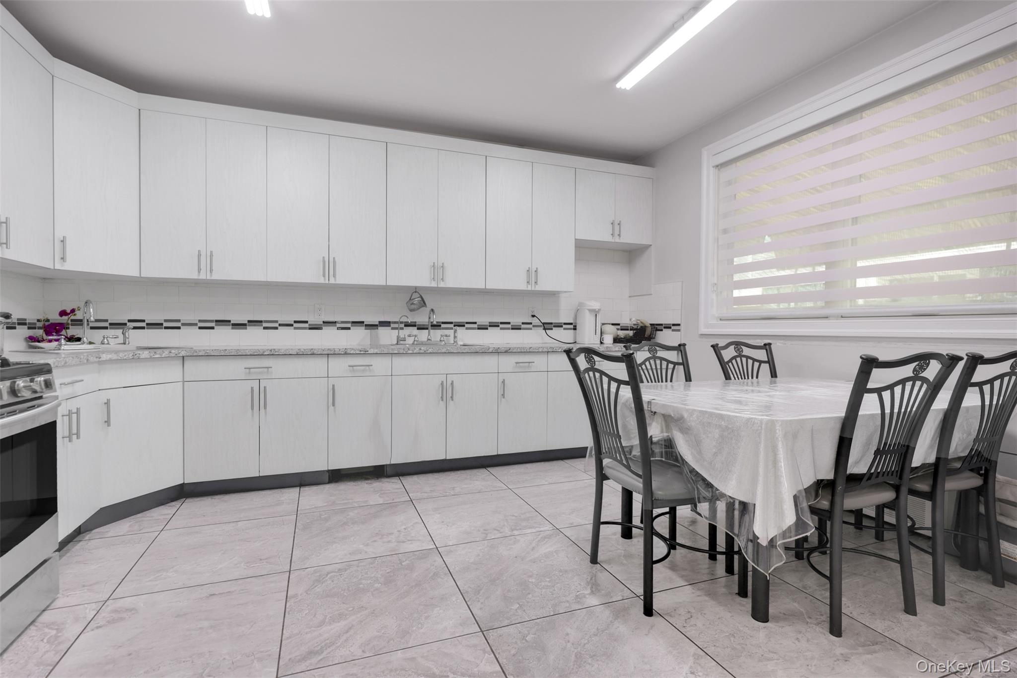 39 Decatur Avenue, Unit 114 photo 9
