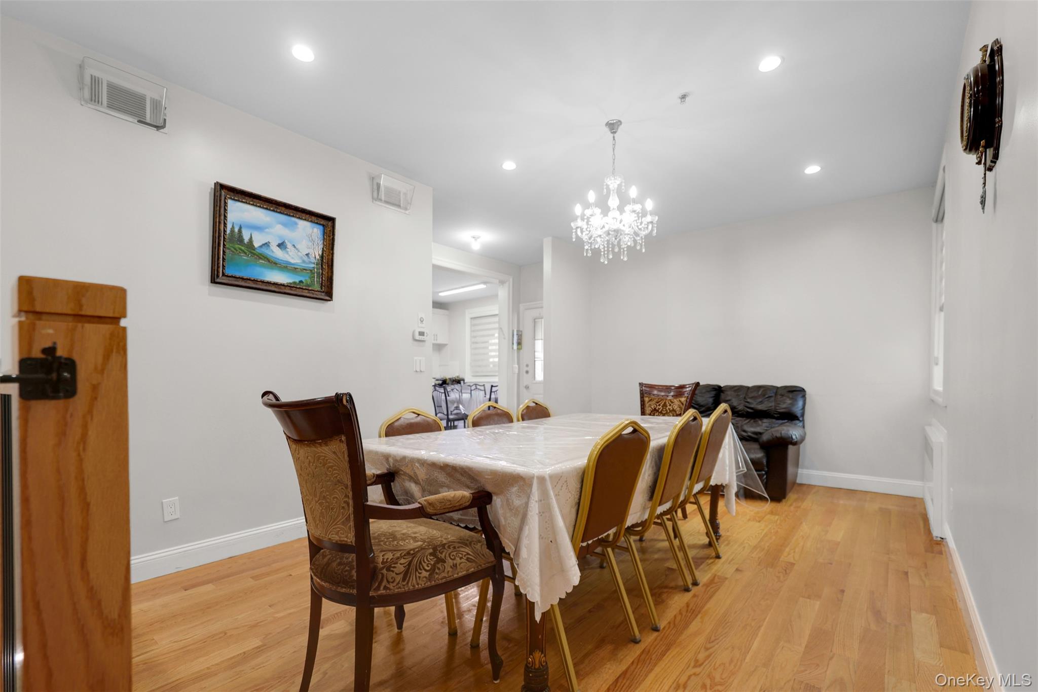 39 Decatur Avenue, Unit 114 photo 8